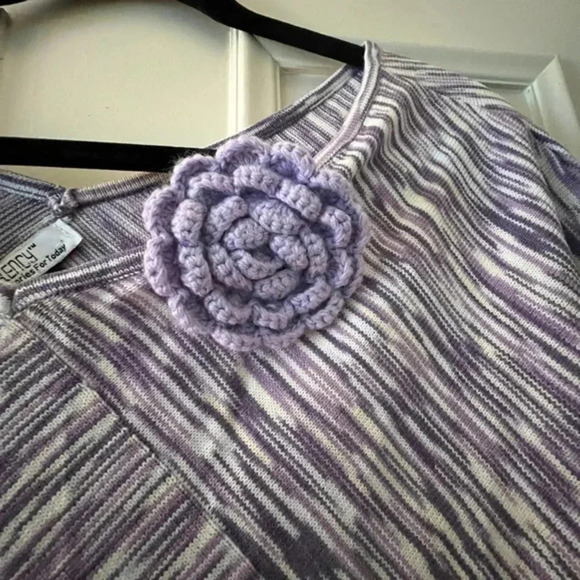 Currency Purple and White Asymmetrical Poncho/Cape - Picture 2 of 3